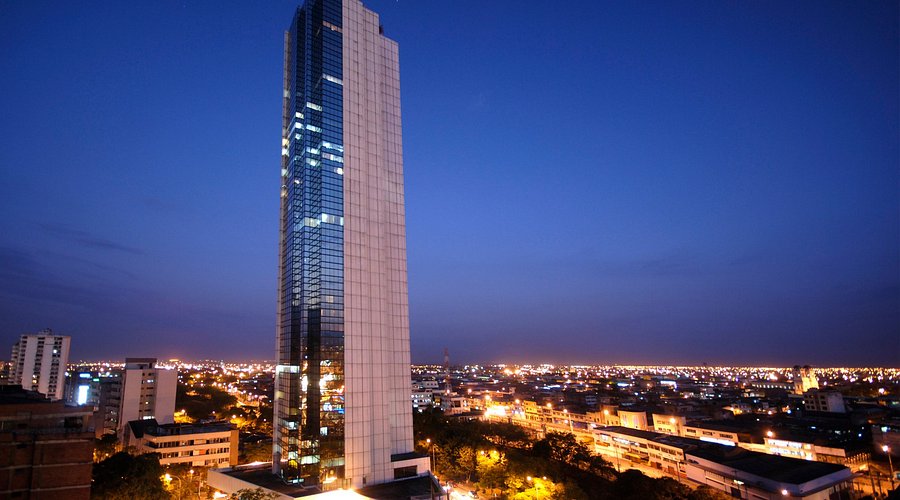 Skyline de Cali representando servicios SEO disponibles en 2026